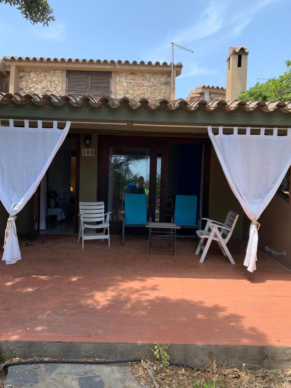 Villetta 105 Villasimius Exterior foto